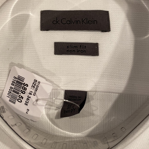 White long sleeve button up shirt - Picture 3 of 4